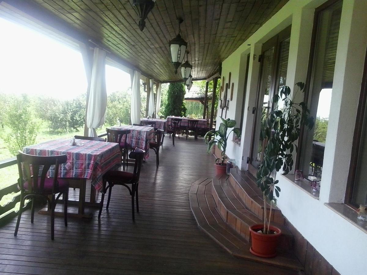 Hanu Lu Mos Opinca Deva Exterior photo