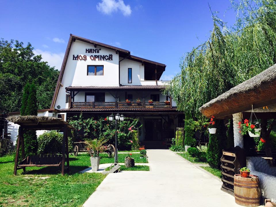 Hanu Lu Mos Opinca Deva Exterior photo