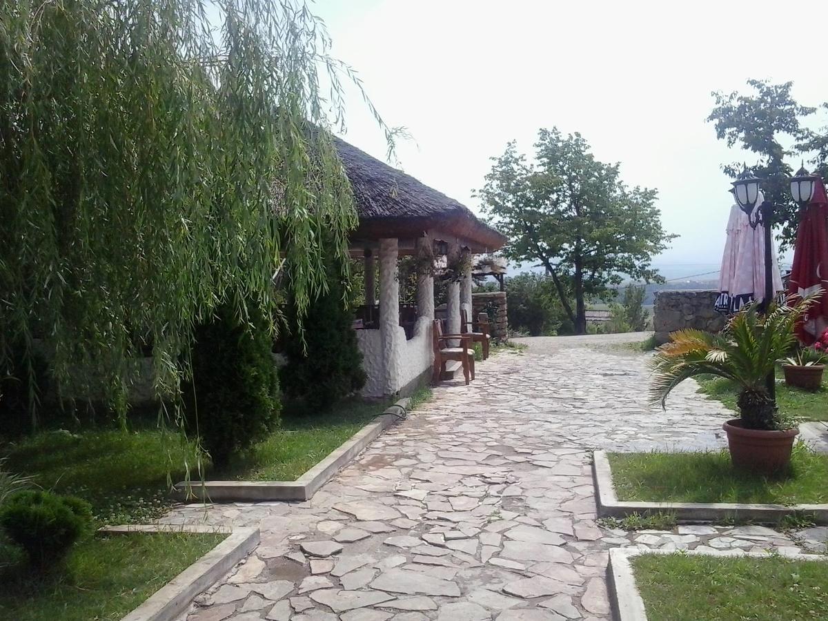 Hanu Lu Mos Opinca Deva Exterior photo